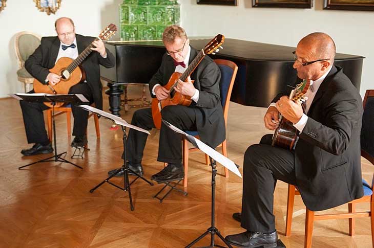 guitar arte trio